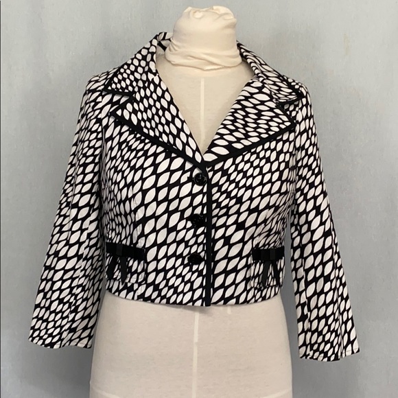 Rickie Freeman for Teri Jon Jackets & Blazers - Teri Jon jacket cropped black & white  sz8